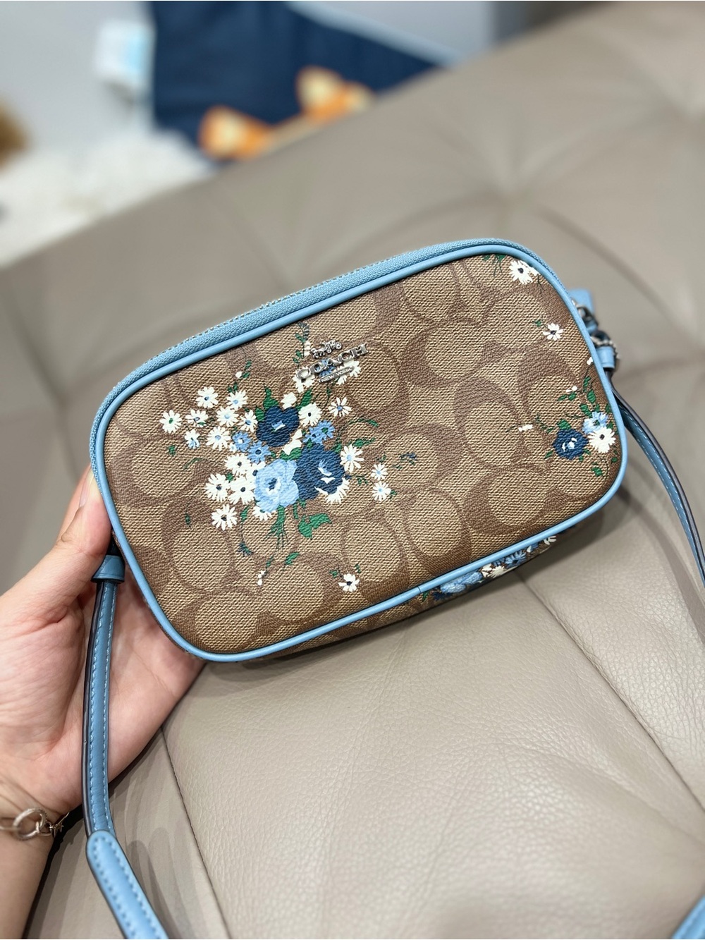 COACH Flower Signature Print Double Zip Crossbody New without tag